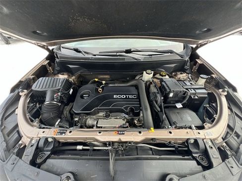 Used 2018 Chevrolet Equinox LT image 13