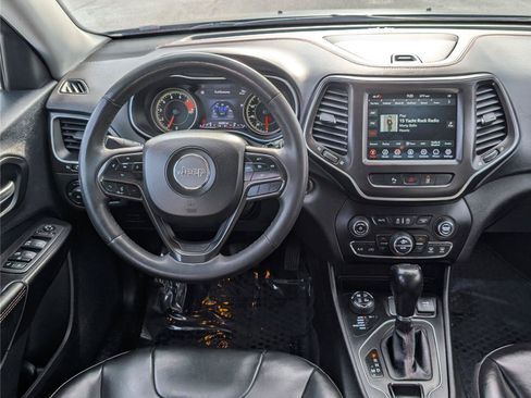 Used 2022 Jeep Cherokee Trailhawk AWD/4WD image 16