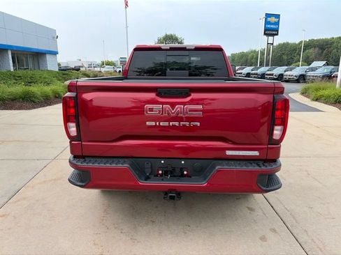 Used 2023 GMC Sierra 1500 Elevation w/ Preferred Package AWD/4WD image 5