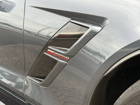 Used 2019 Chevrolet Corvette Grand Sport image 7