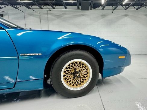 Used 1992 Pontiac Firebird Formula image 10
