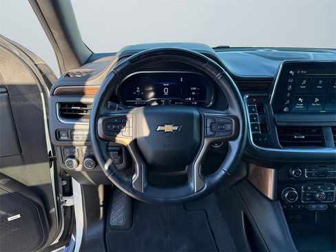 Used 2024 Chevrolet Tahoe High Country w/ Advanced Technology Package image 14