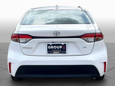 Used 2024 Toyota Corolla LE image 5