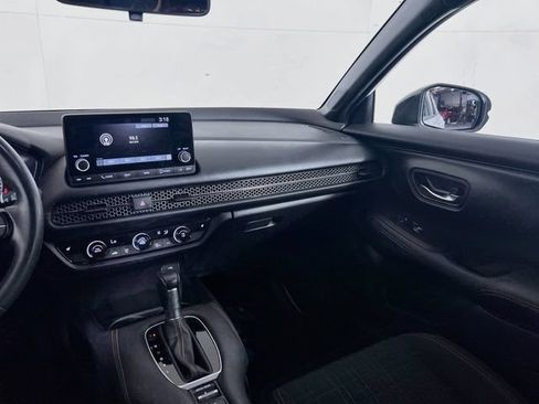 Used 2023 Honda HR-V Sport image 19