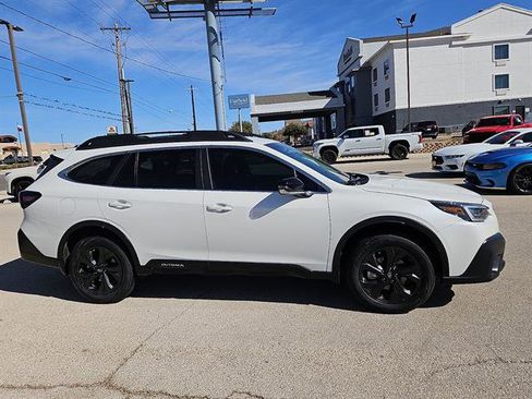 Used 2021 Subaru Outback Onyx Edition XT w/ Popular Package #2 image 6