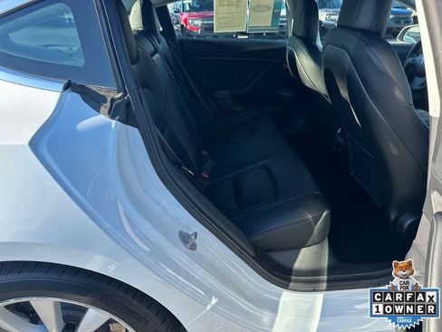 Used 2020 Tesla Model 3 Standard Range Plus image 15