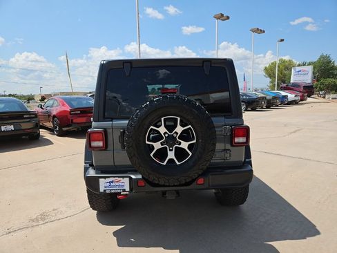 Used 2021 Jeep Wrangler Unlimited Rubicon AWD/4WD image 3