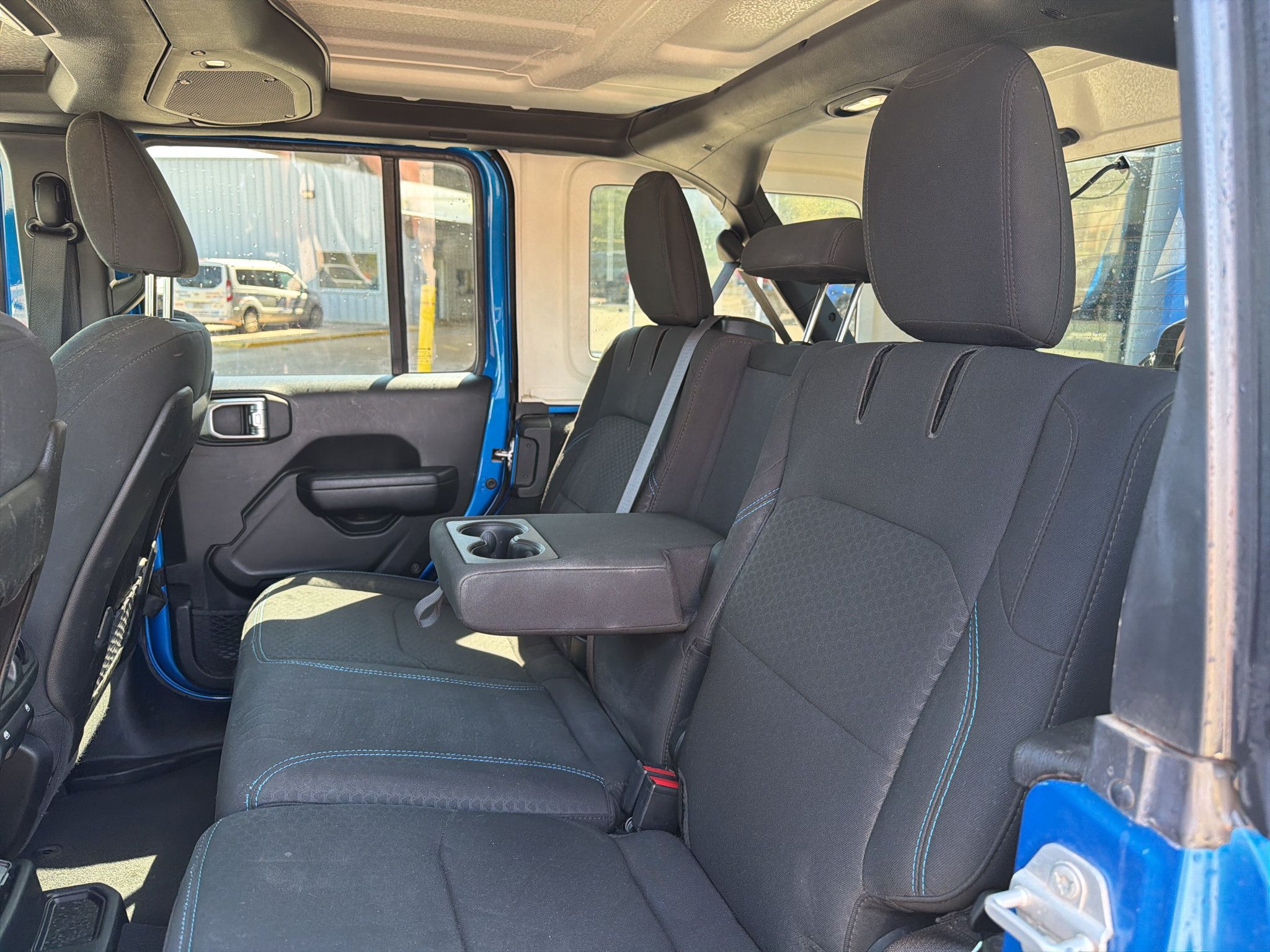 Used 2024 Jeep Wrangler Unlimited Rubicon 4xe AWD/4WD image 20