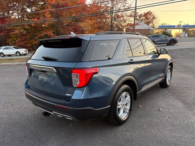 Used 2020 Ford Explorer XLT w/ Equipment Group 202A AWD/4WD image 3