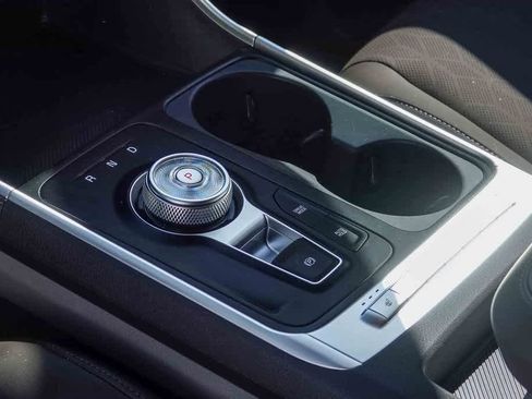 Certified 2025 Kia Carnival LXS image 19