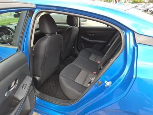 Used 2023 Nissan Sentra SV FWD image 12