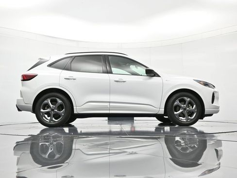 Used 2023 Ford Escape ST-Line image 39