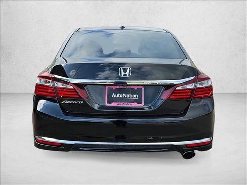Used 2016 Honda Accord EX image 6