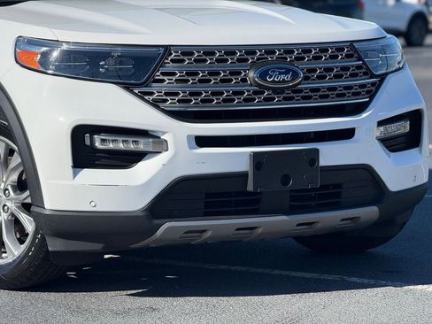 Certified 2023 Ford Explorer Limited image 6