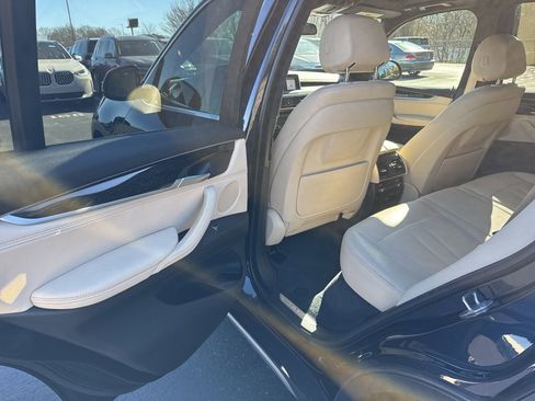 Used 2018 BMW X5 sDrive35i image 12