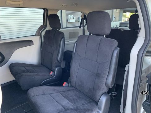 Used 2013 Dodge Grand Caravan SE FWD image 27