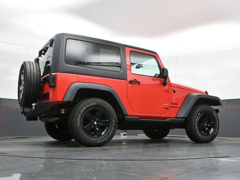 Used 2013 Jeep Wrangler Sport AWD/4WD image 28
