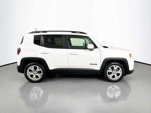 Used 2019 Jeep Renegade Latitude image 4