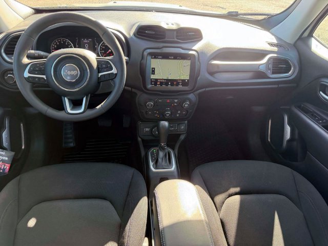 Certified 2023 Jeep Renegade Latitude AWD/4WD image 13