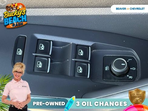 Used 2024 Volkswagen Jetta SE FWD image 31