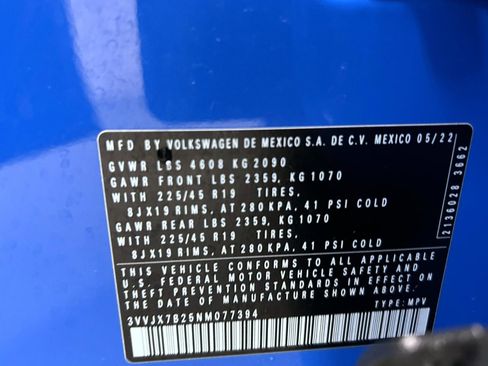 Used 2022 Volkswagen Taos SEL image 24