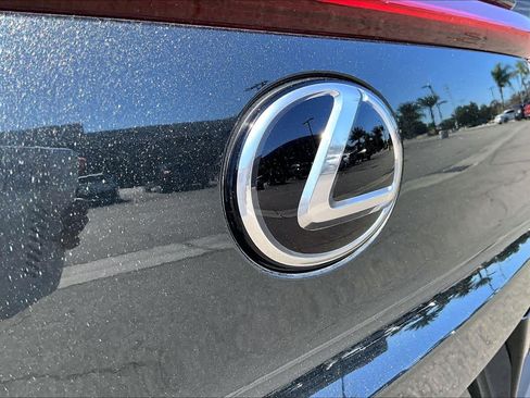 Used 2022 Lexus UX 200 w/ Accessory Package (Z1) FWD image 29