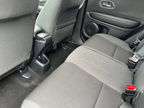 Used 2022 Honda HR-V EX image 12