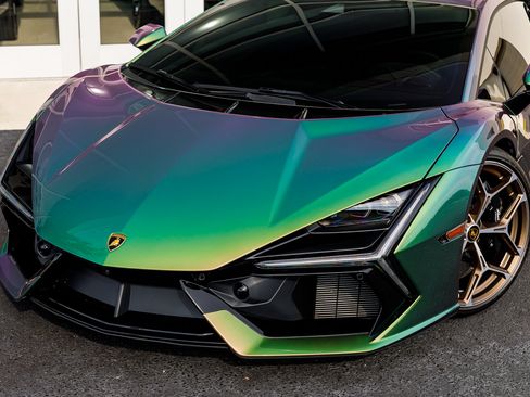 Used 2024 Lamborghini Revuelto AWD/4WD image 12
