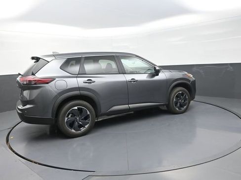 Used 2024 Nissan Rogue SV AWD/4WD image 52
