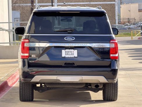Used 2021 Ford Expedition XLT image 6