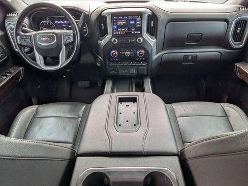 Used 2021 GMC Sierra 1500 SLT AWD/4WD image 17