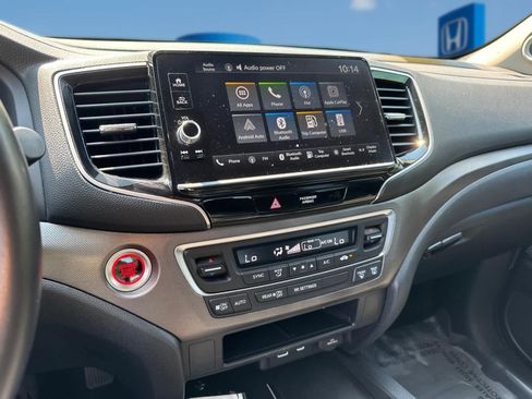 Used 2025 Honda Ridgeline Sport image 23