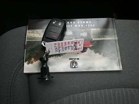 Used 2024 RAM 2500 Big Horn image 13