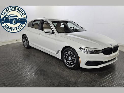 Used 2020 BMW 530i w/ Convenience Package RWD image 1