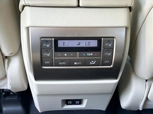 Used 2020 Lexus GX 460 Premium w/ Premium Package AWD/4WD image 13