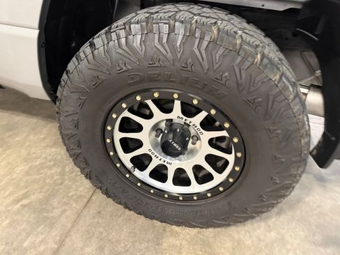 Used 2023 RAM 1500 Big Horn AWD/4WD image 35