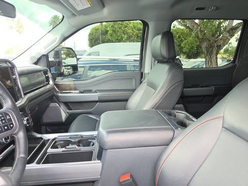 Used 2024 Ford F250 Lariat w/ Black Appearance Package AWD/4WD image 19