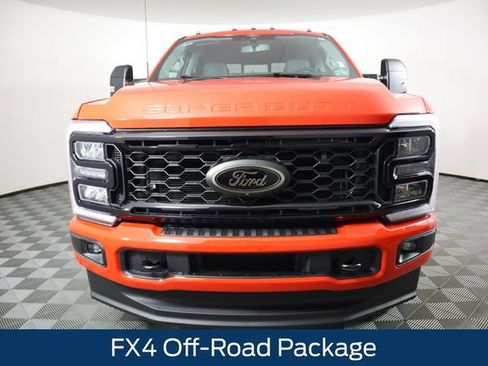 New 2026 Ford F350 XLT w/ XLT Premium Package AWD/4WD image 10