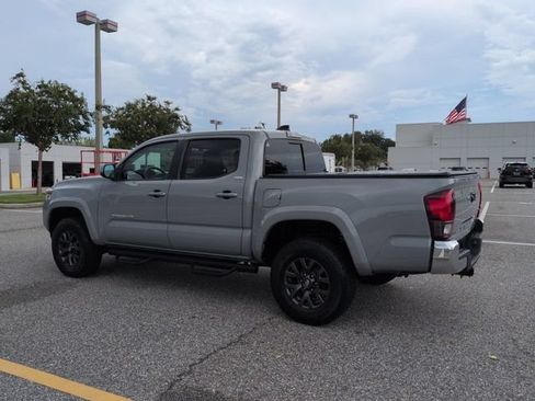 Used 2020 Toyota Tacoma SR5 RWD image 6