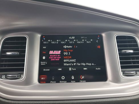 Used 2023 Dodge Charger SXT image 23