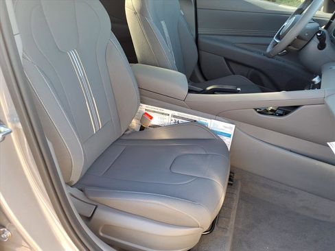 New 2026 Hyundai Elantra Sport image 7