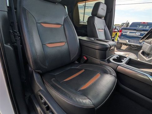 Used 2020 GMC Sierra 2500 AT4 w/ AT4 Premium Package AWD/4WD image 21