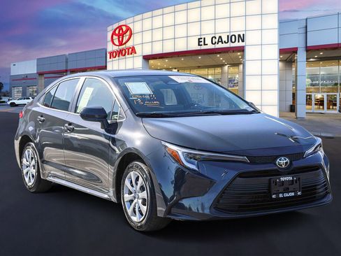 Certified 2026 Toyota Corolla LE image 1