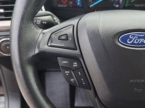 Certified 2020 Ford Fusion SE image 23