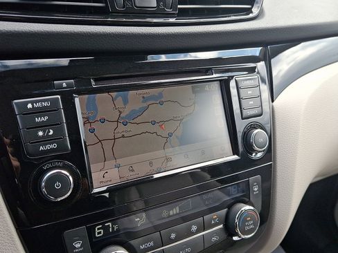 Certified 2022 Nissan Rogue Sport SL AWD/4WD image 16