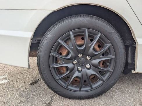 Used 2011 Honda Civic LX image 25