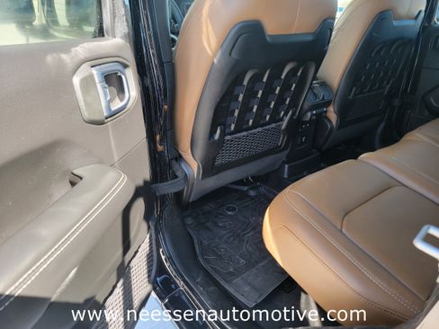 Used 2023 Jeep Wrangler Unlimited Rubicon w/ Xtreme 35 Tire Package image 13