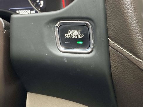 Used 2018 GMC Acadia Denali w/ Technology Package image 18