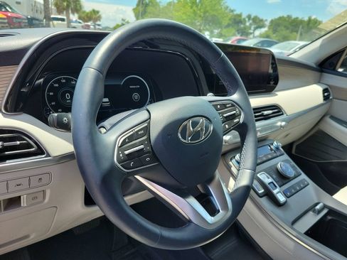 Used 2022 Hyundai Palisade Limited w/ Cargo Package AWD/4WD image 17