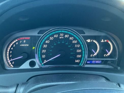 Used 2013 Toyota Venza LE image 18